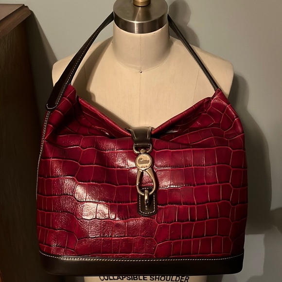 Dooney & Bourke brick red shoulder bag